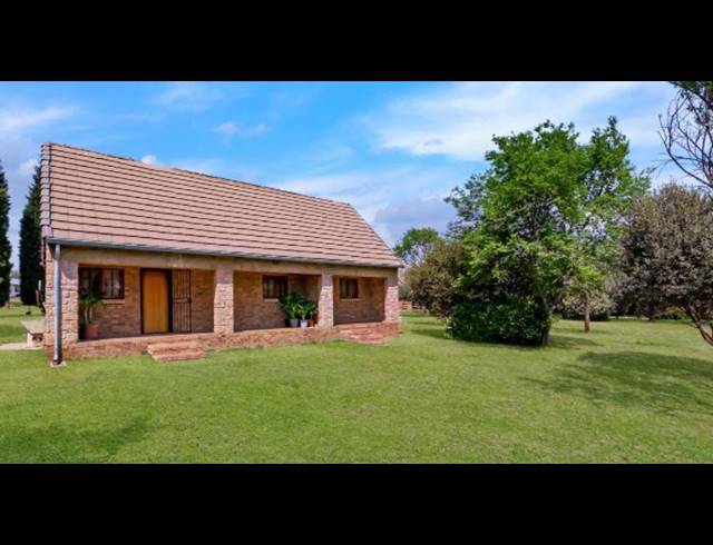 3 BEDROOM FREEHOLD FOR SALE IN FARMALL AH